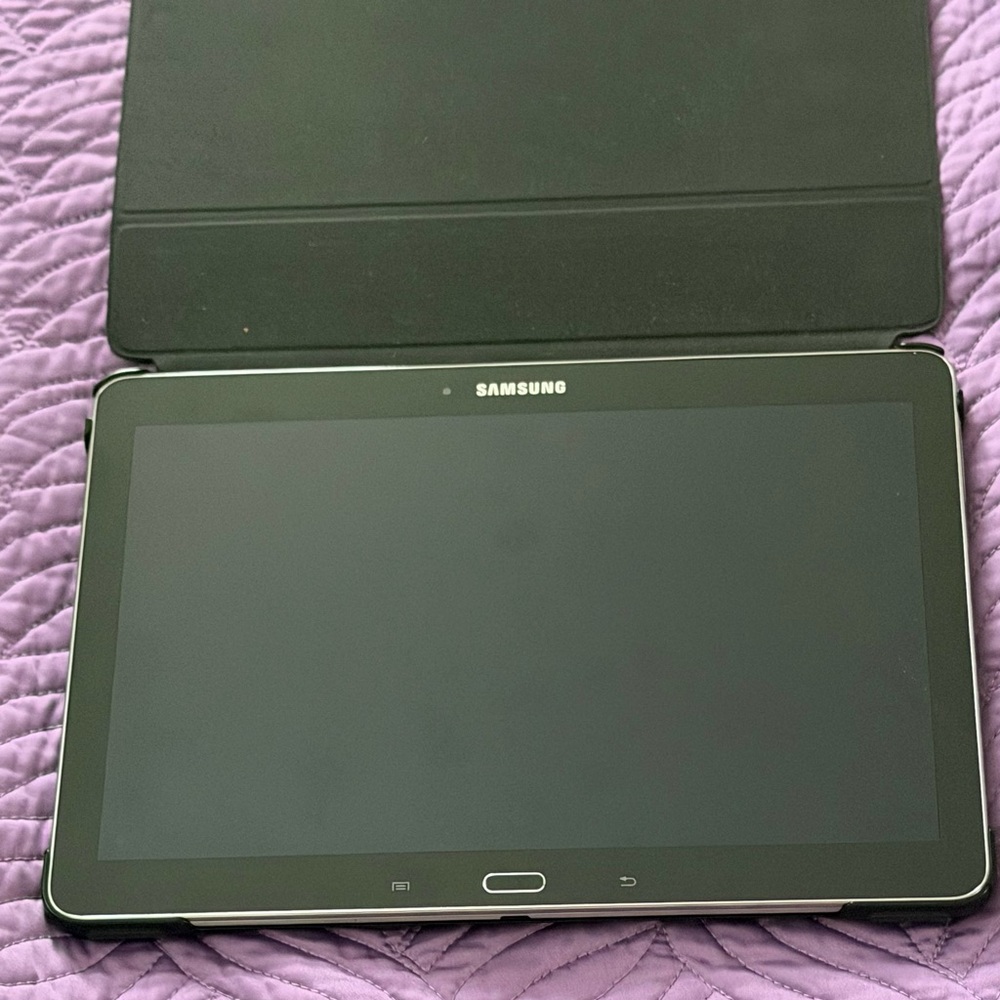 Barely use Samsung tablet